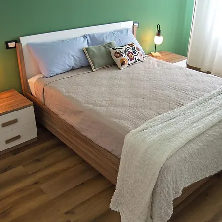 Апартаменты Iris House Феррара